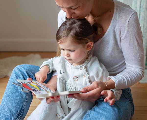 Lire avec son enfant : un rituel précieux
